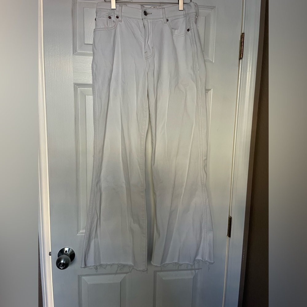 American Eagle Outfitters White Flare & Wide Leg Jeans